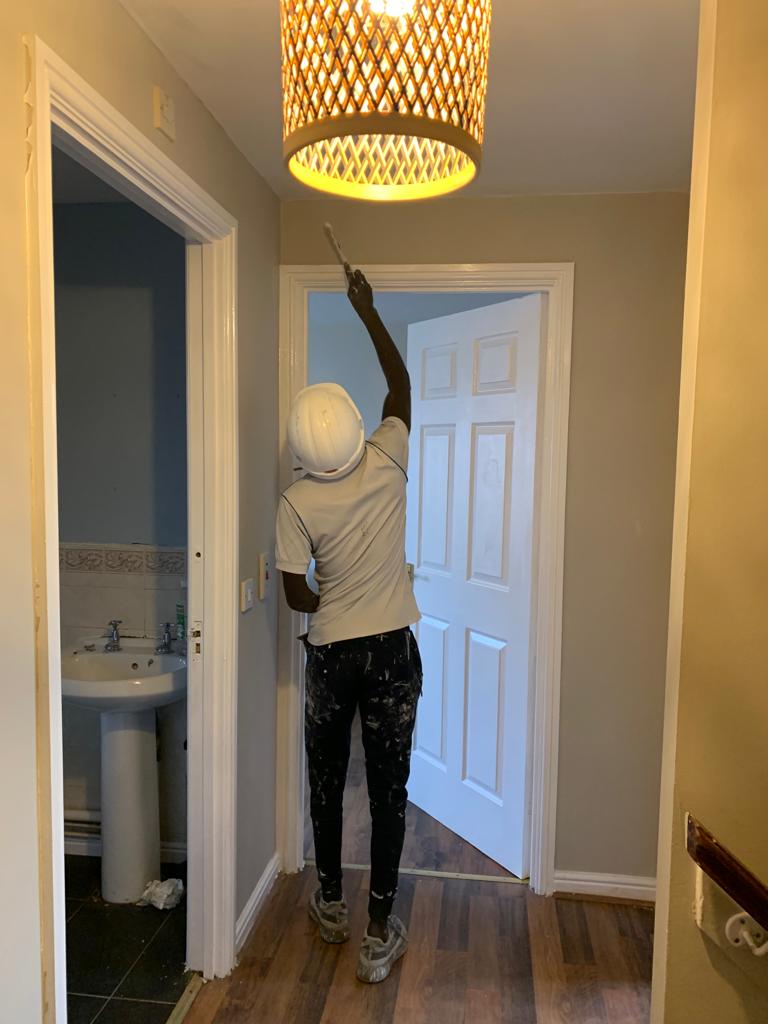 329556213_729722372098452_5735155901111124593_n Painter