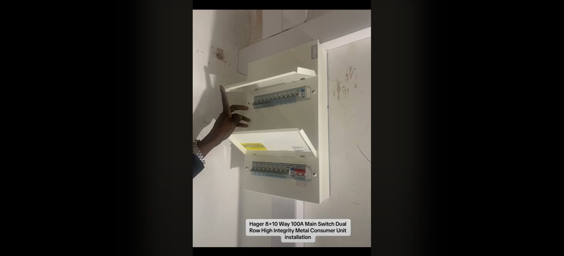 Consumer unit thumbnail