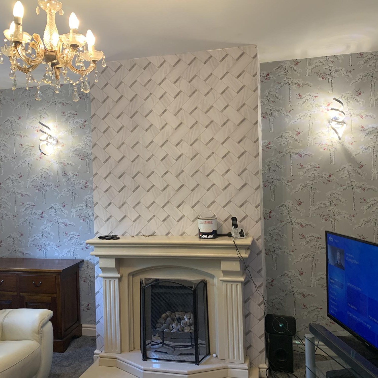 wallpaper a feature wall